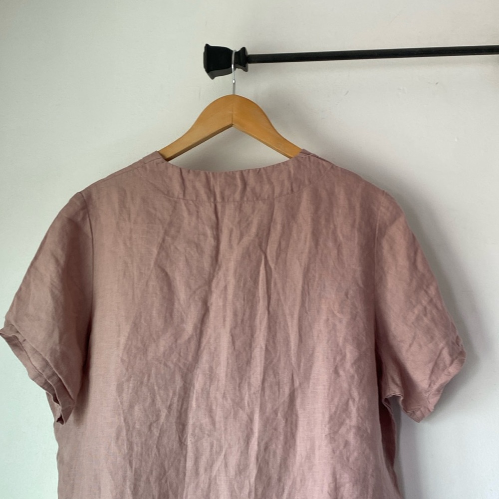 Bed Threads L Linen V Neck Top - Picture 9 of 12